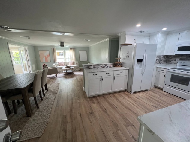 7512 Queens Way, Ellenton, Florida 34222, 2 Bedrooms Bedrooms, ,2 BathroomsBathrooms,55-Plus Mobile Home,For Sale,Queens Way,4363